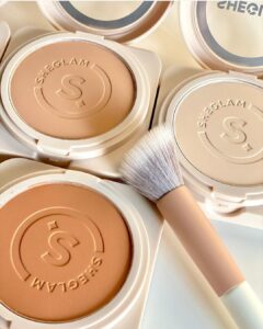 پنکک کرم پودری شیگلم مدل Skin Focus 2 Sheglam Skin Focus High Coverage Powder Foundation۱