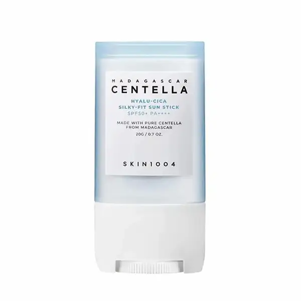 Skin 1004 Centella Hyalu-Cica Silky-Fit Sun Stick SPF 50+ ضد آفتاب استیکی SPF 50 سنتلا اسکین ۱۰۰۴